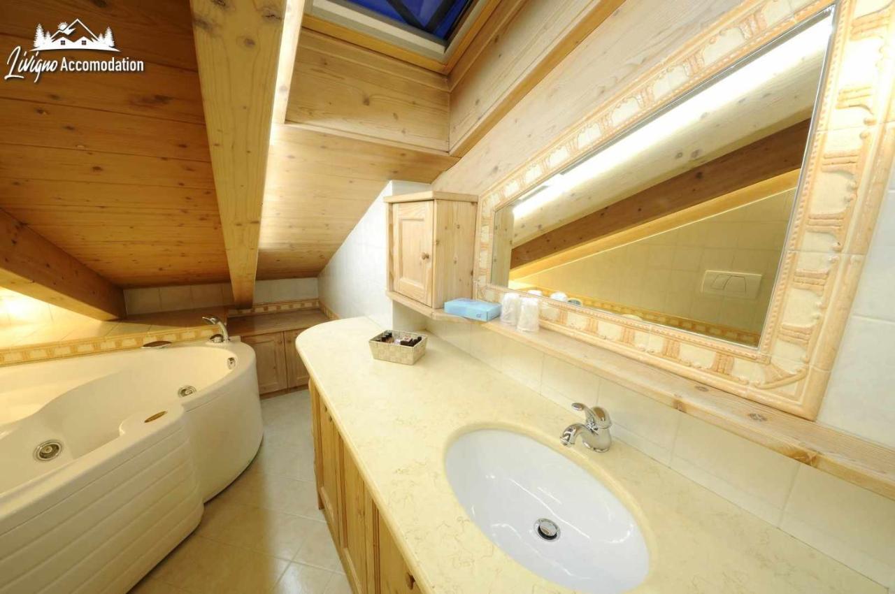 Chalet Lucky Exclusive By Livigno Accomodation Exterior photo